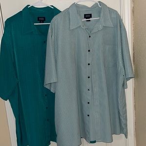 2 Men’s Short Sleeve Button Shirts